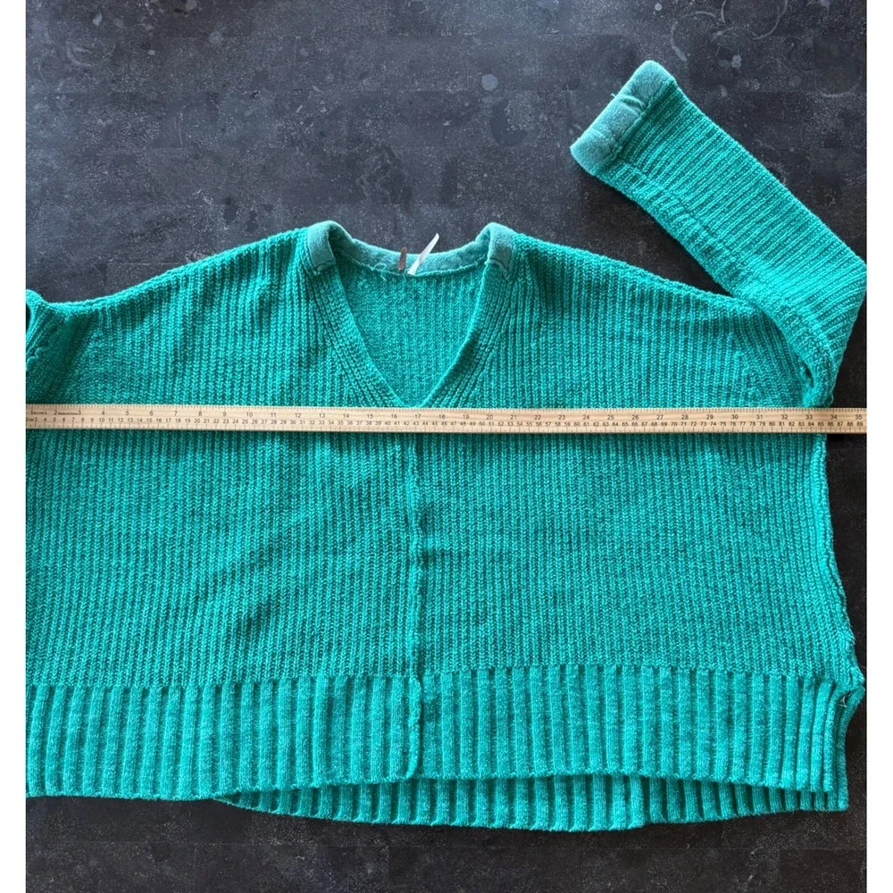 Free People Take Over Me Chunky Oversized‎ Slouchy Knit Sweater Green XS/S Boho